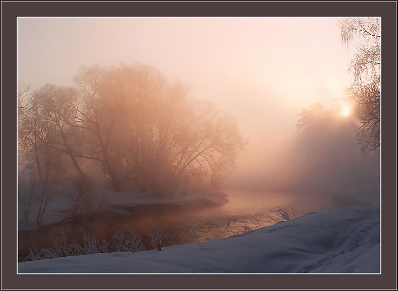 Here I dream of you река туман снег солнце