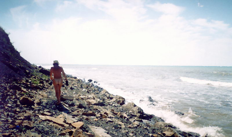 почти полдень море