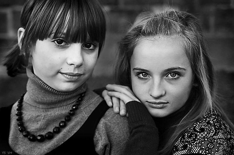 Angelique & Erika 