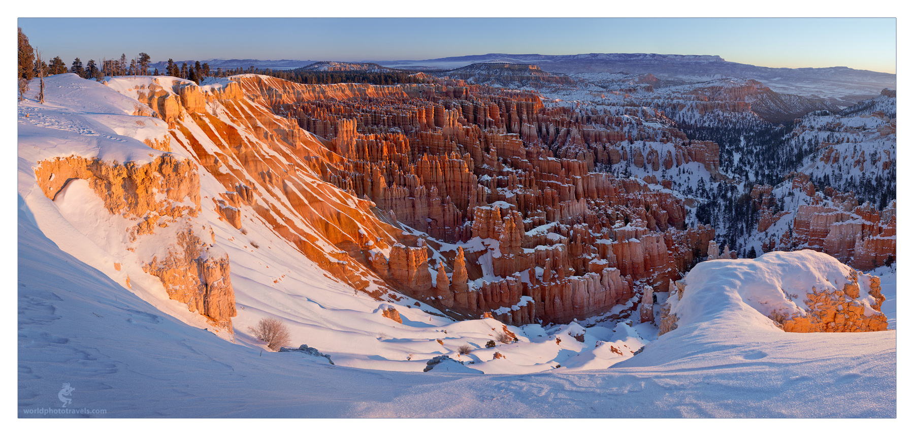 Зимнее Утро в Брайс Каньоне Bryce Canyon, Utah, http://www.worldphototravels.com