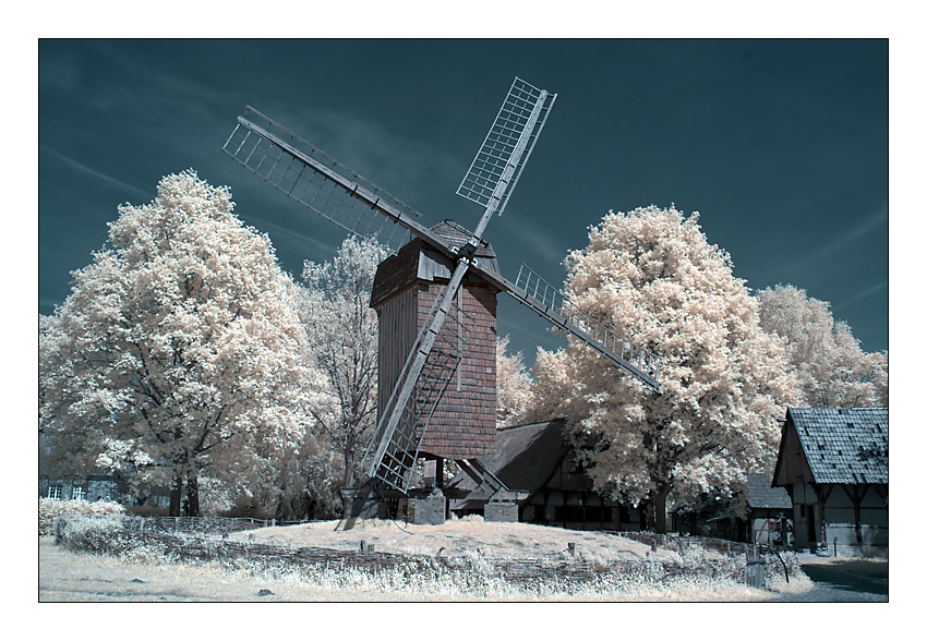 Infrared mill озеро река девушка горы infrared