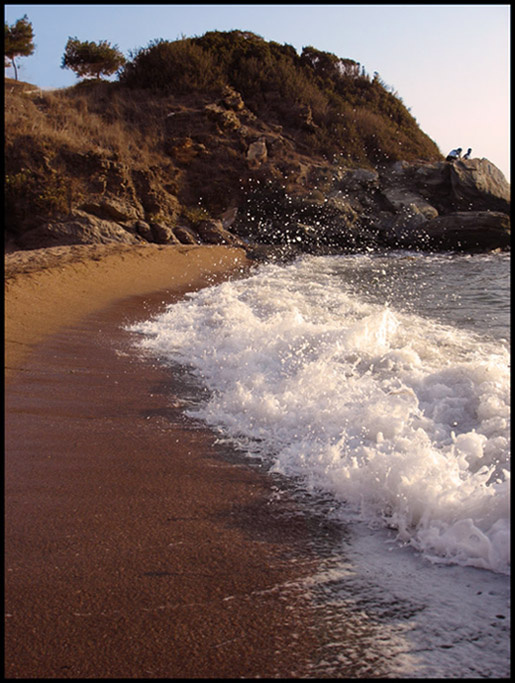 Брызги море, пляж