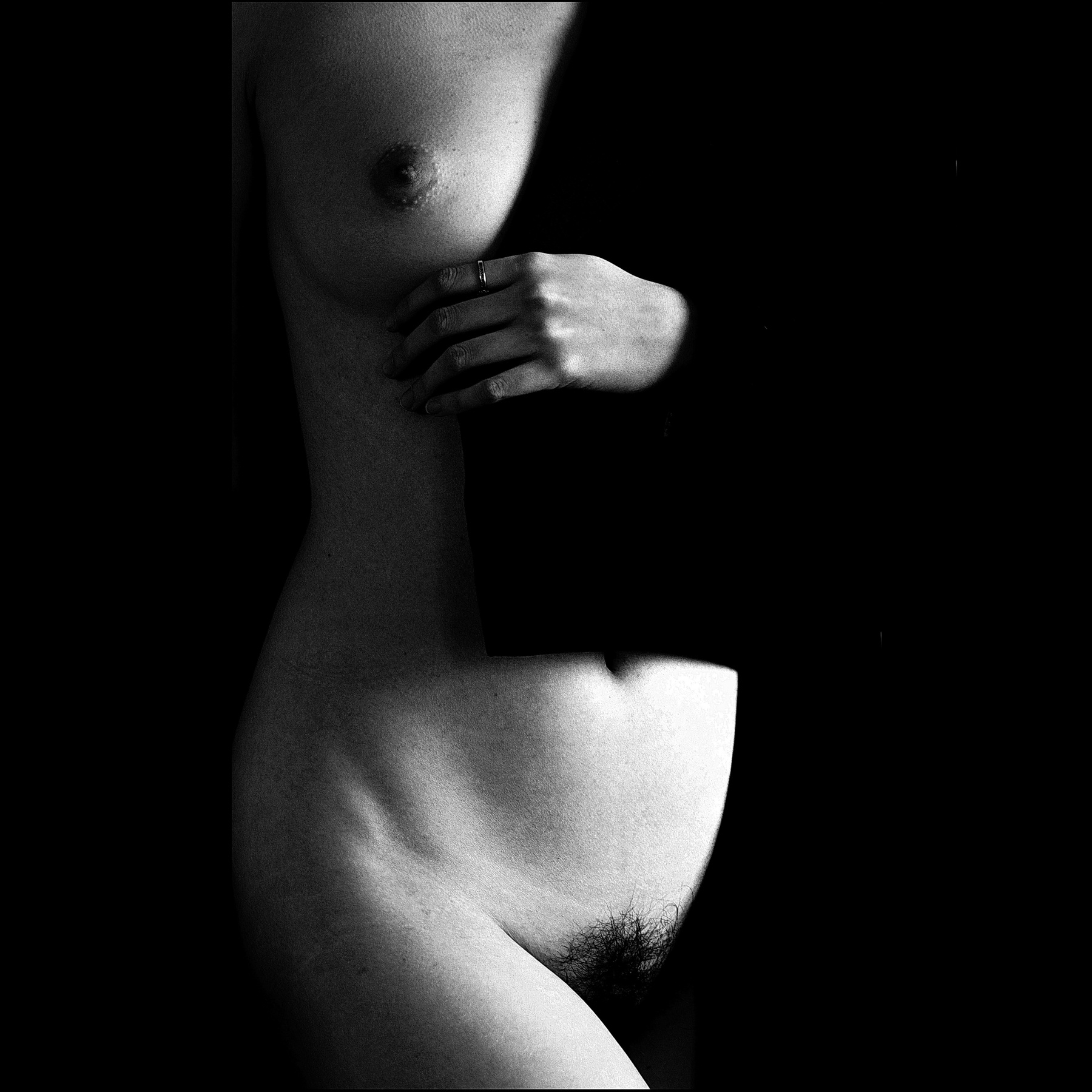 B|W life ЧБ ню