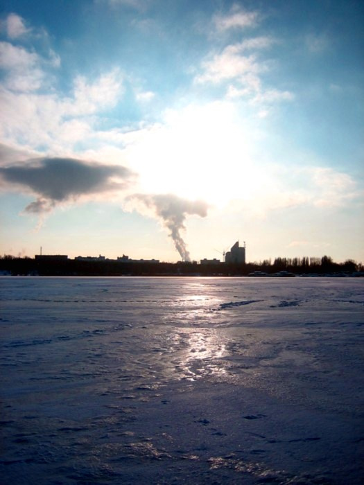 с моста 