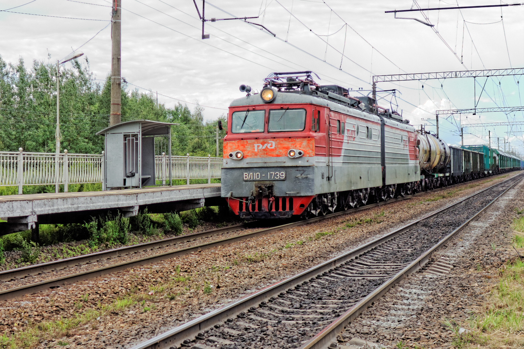 ВЛ10-1739 СПБ Ленобласть Апраксин поезд элекровоз ВЛ10 ВЛ10-1739