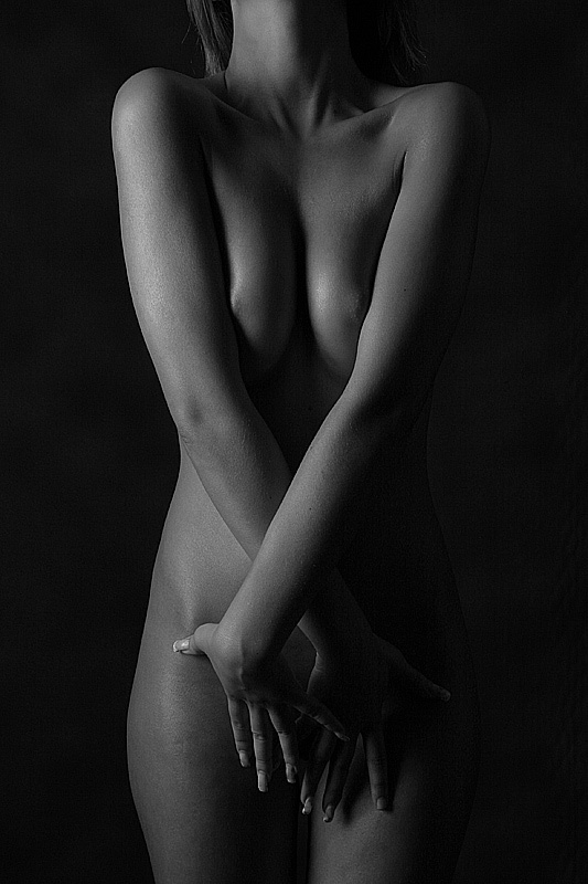 B W 