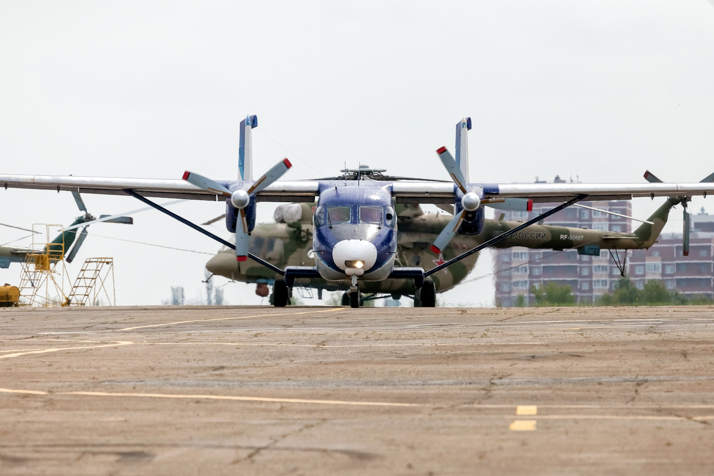 RA-28728 споттинг Иркутск хороший снимок