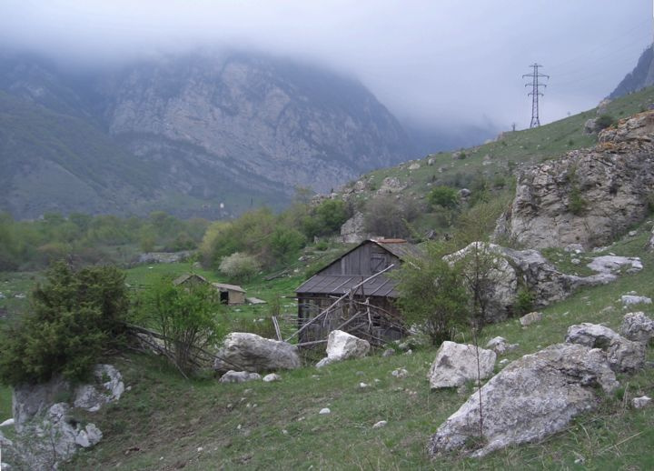 Хмурый день в горах фотообои:)