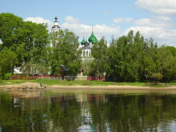 Женский монастырь монастырь, природа, речка, вода,купола