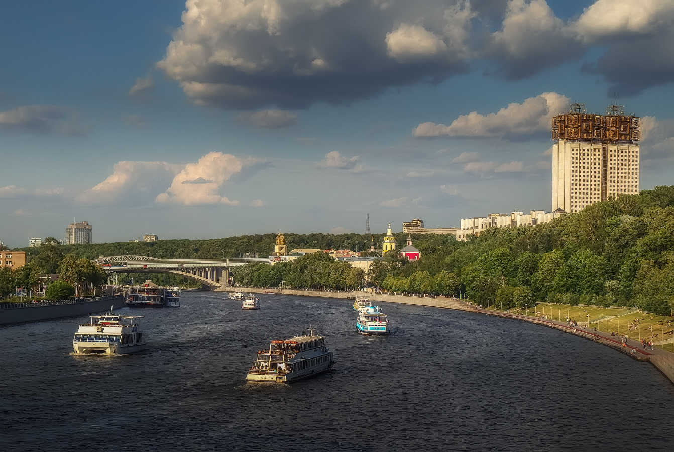 ***Из воспоминаний о Москве2. 