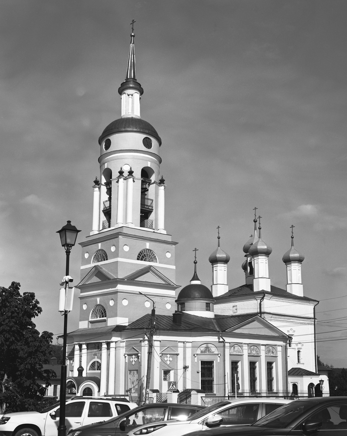 Кафедральный собор Благовещения Пресвятой Богородицы в городе Боровске Боровск храм формат пленка ч б