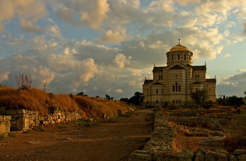 В красках заката Севастополь, Херсонес, собор