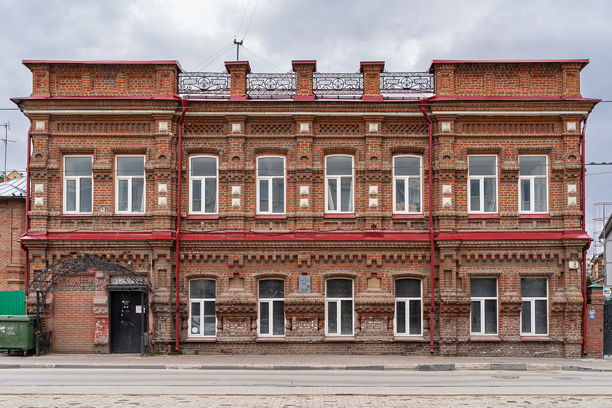 Доходный дом крестьянина И.П.Горшенина. 1906г. Центр Ульяновска. Неплохой постоялый двор у крестьянина. 