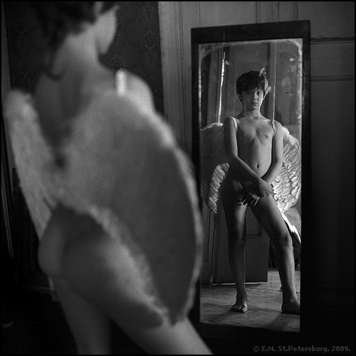 Коля у зеркала. 2009 