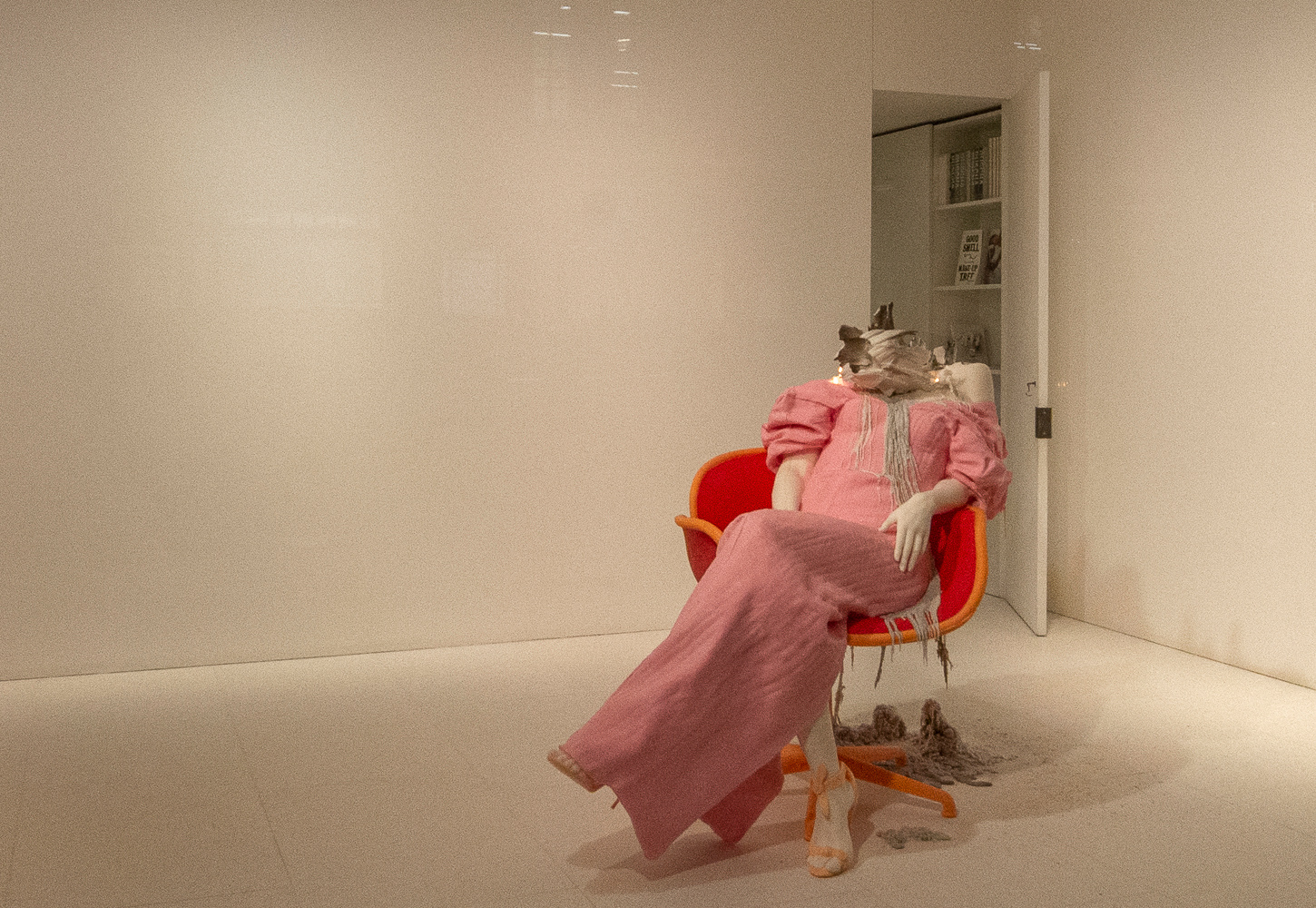ДАША Лондон Галерея Гагосян Gagosian_Gallery Davies_Street Мейфэр Urs_Fischer Dasha