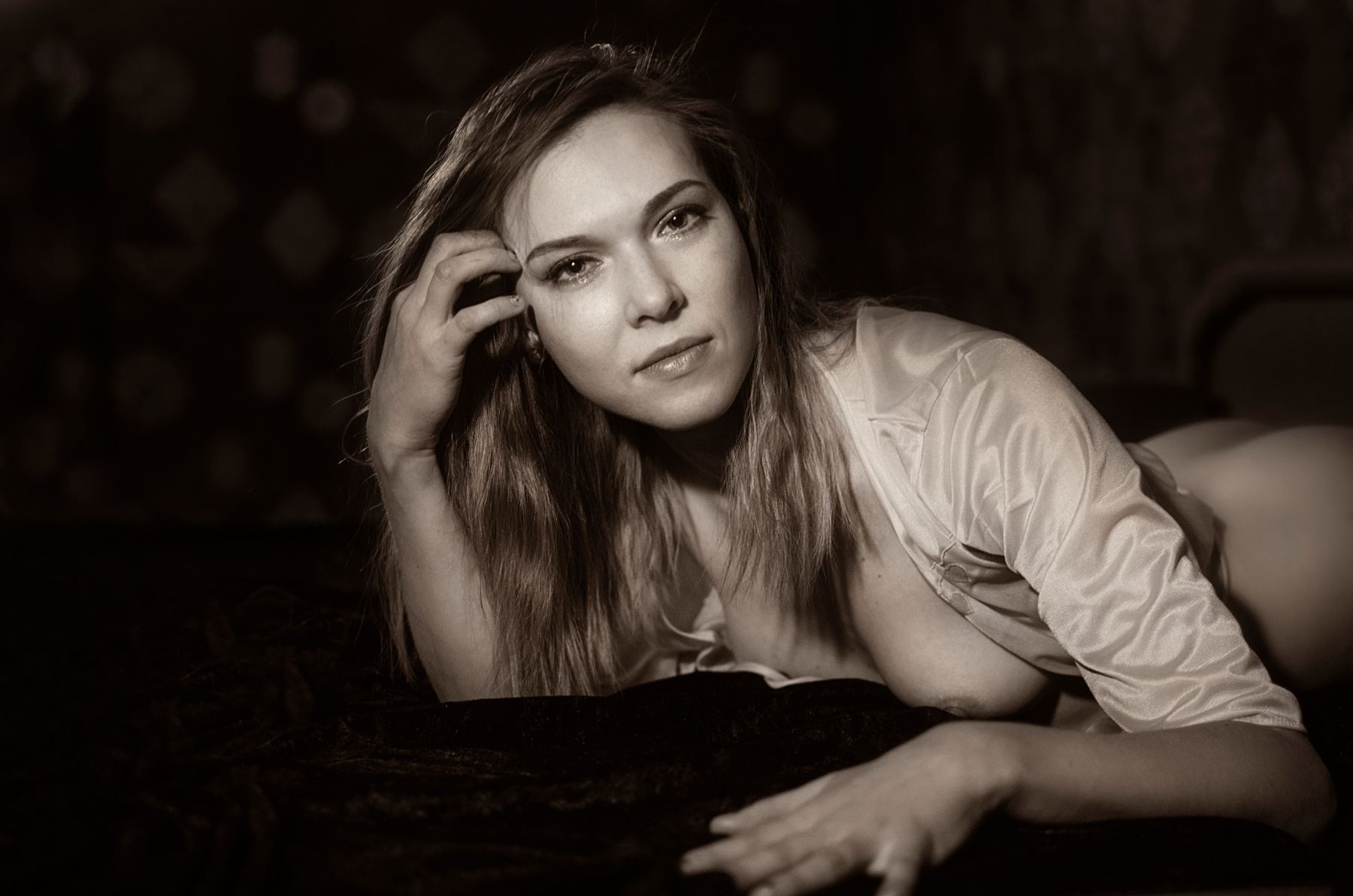 Elle in Bed 