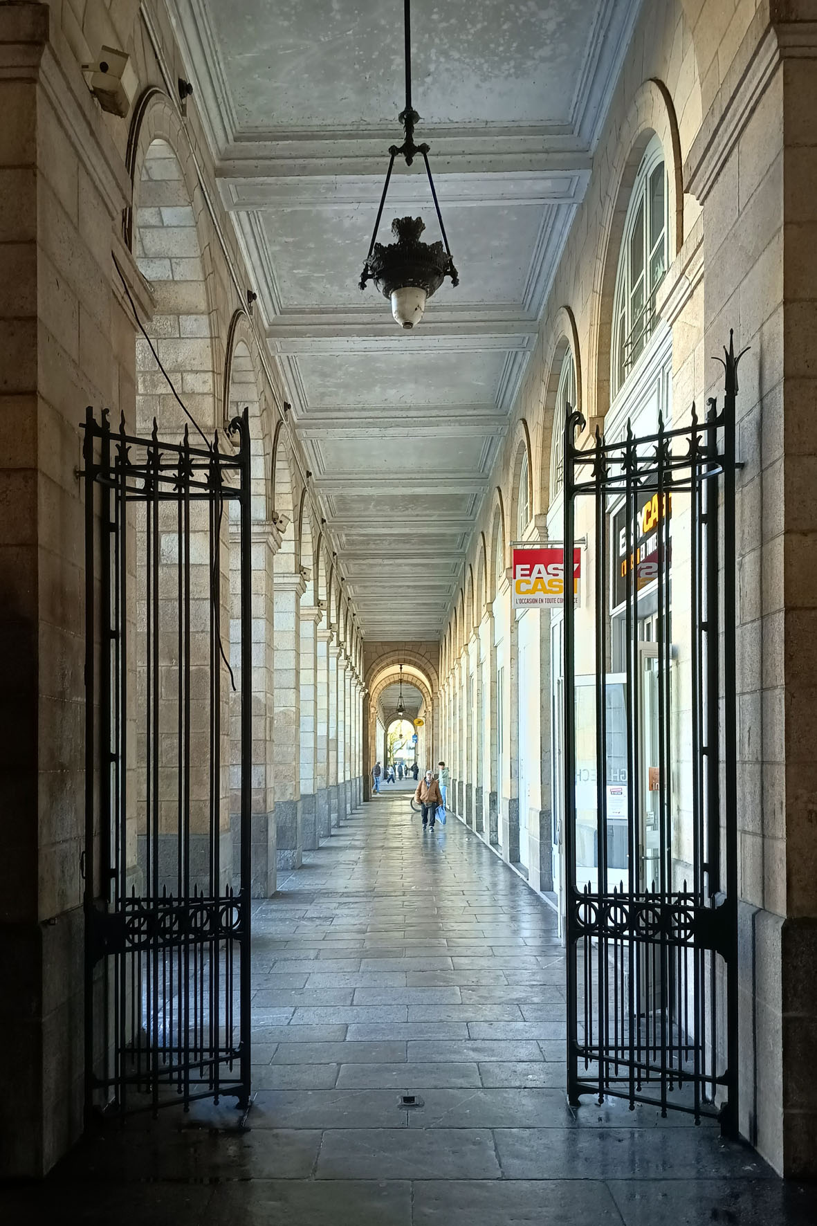 Галерея Palais du Commerce Ренн Бретань Rennes почта Дворец Коммерция