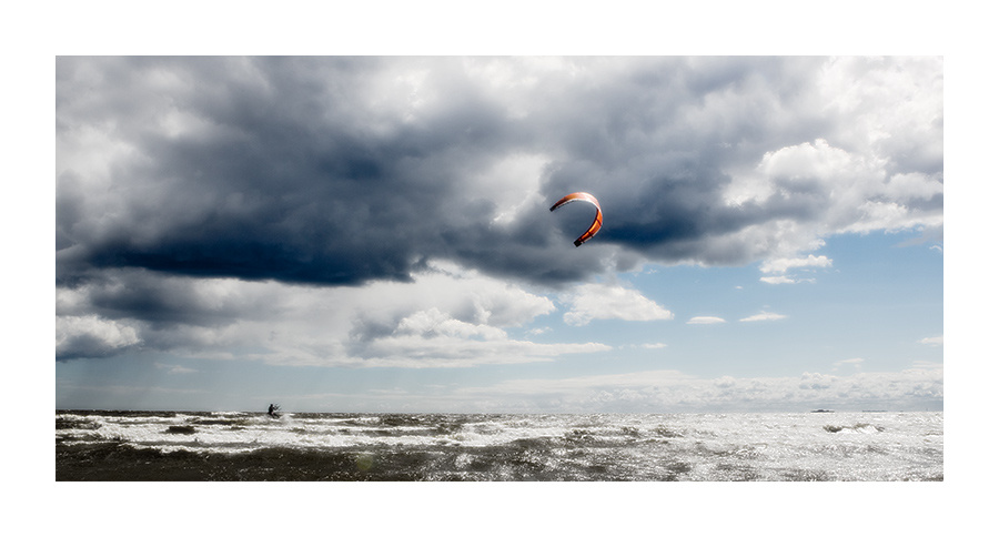 к солнцу Kitesurfing