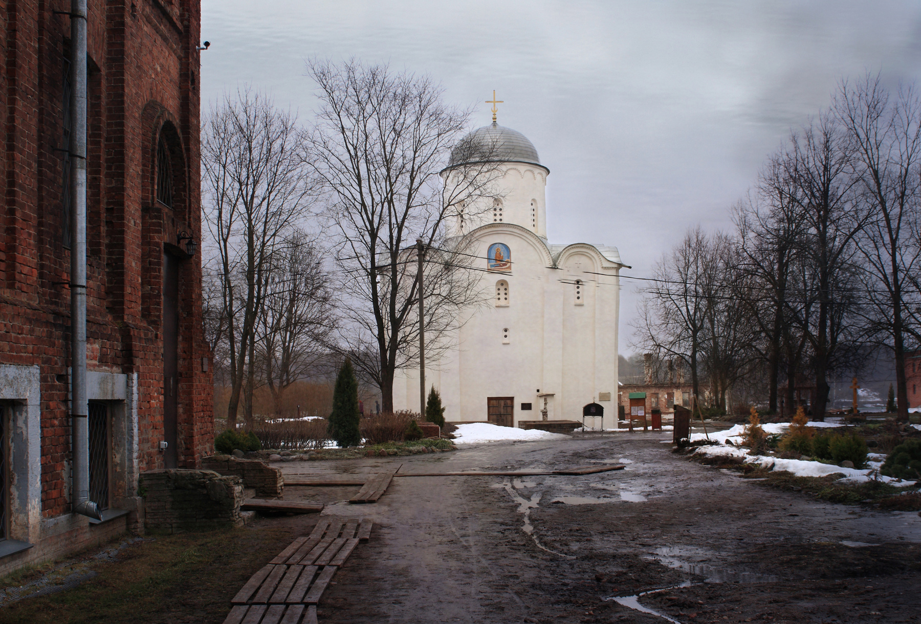 Старая Ладога.Церковь Успения Пресвятой Богородицы 