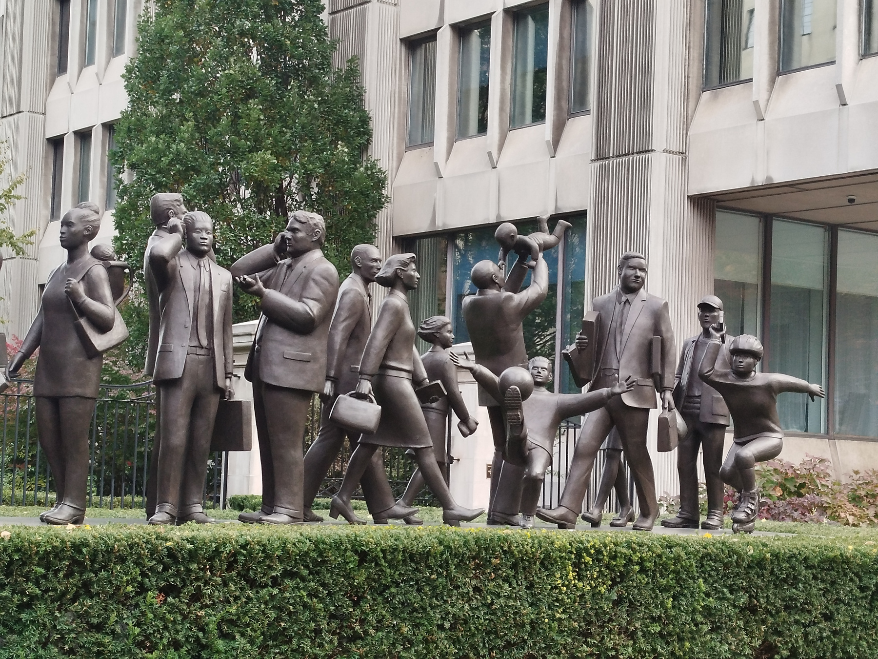 Памятник. Торонто Канада. Торонто
