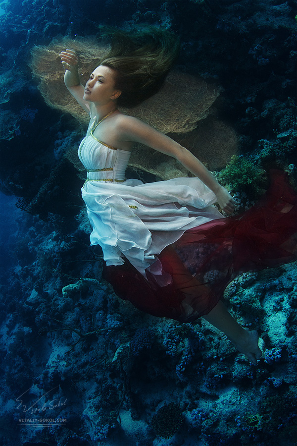 Underwater Dance. Renaissance. vitaliy-sokol.com, underwater, fashion