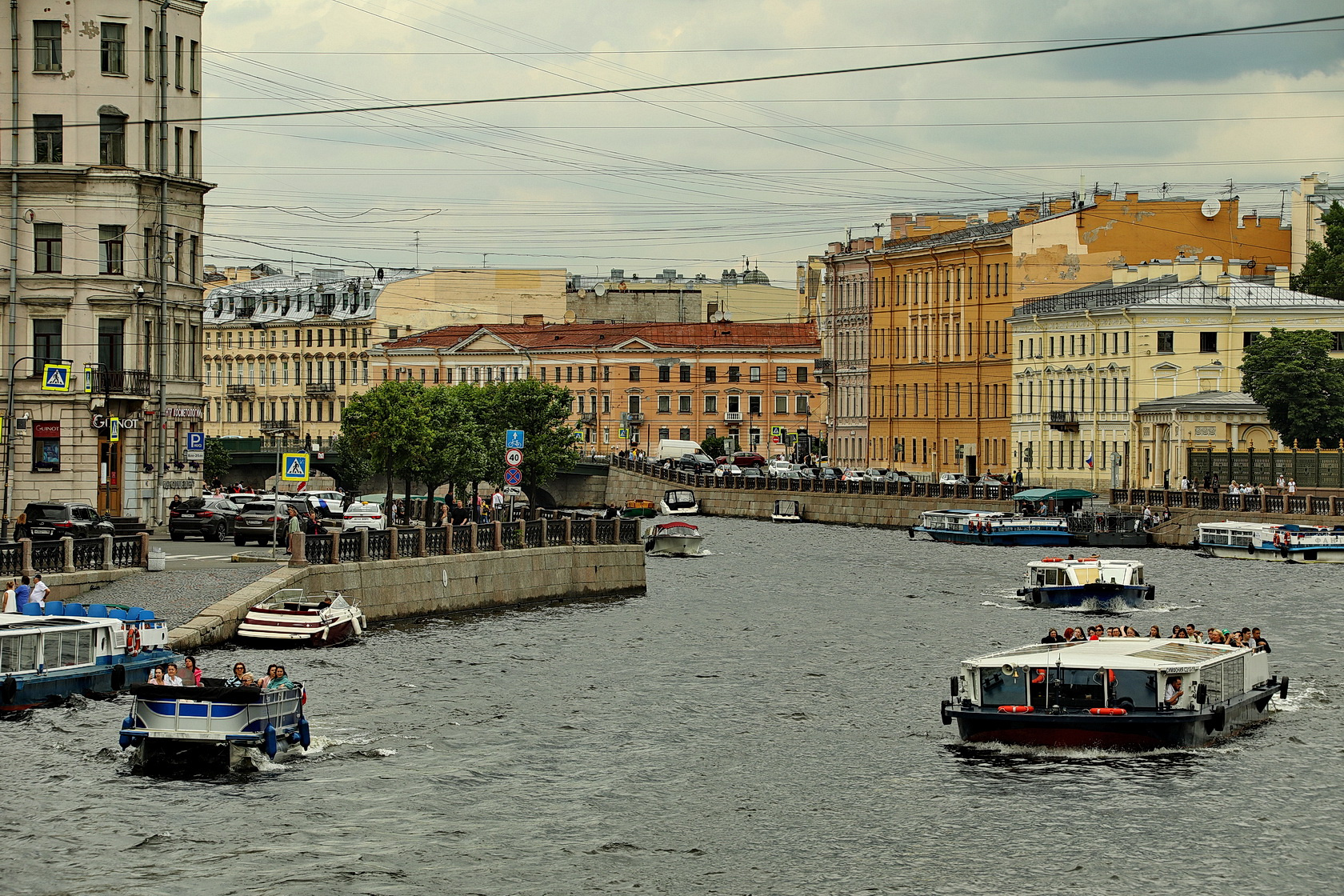 Санкт-Петербург  (49) 