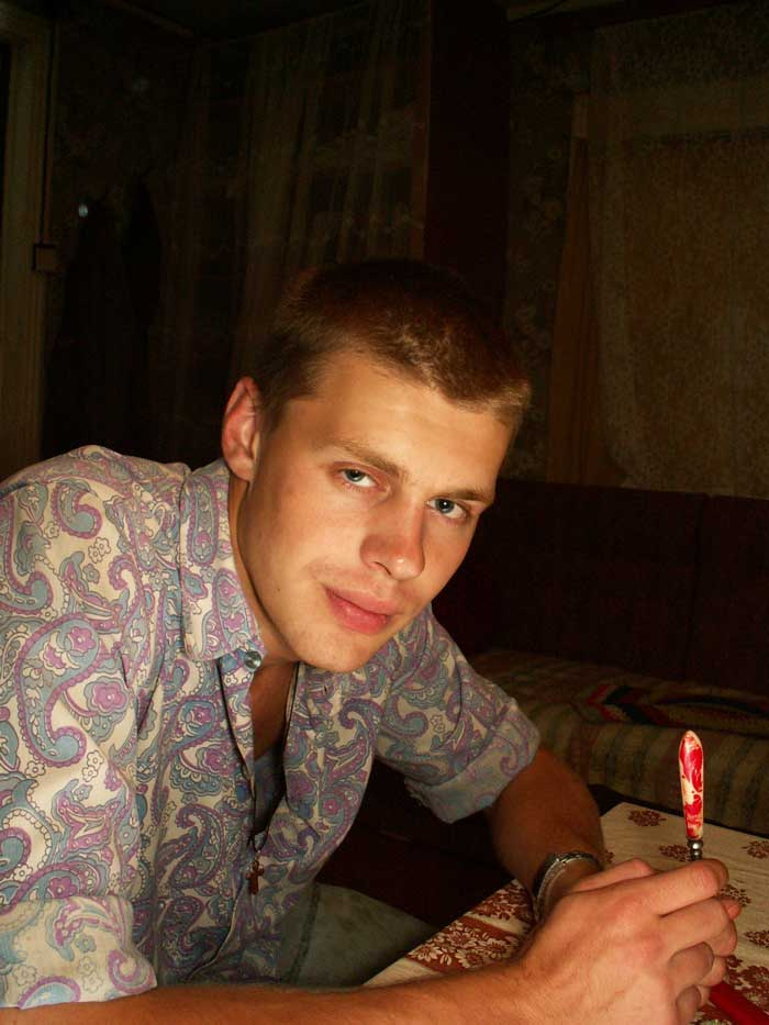 опять ты мне врешь... усталый взгляд