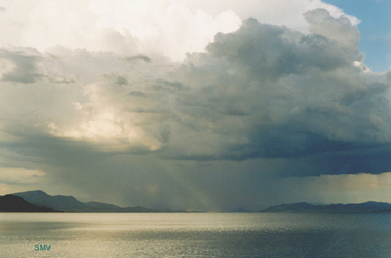Перед бурей Гроза на море, облака, горы, море, острова