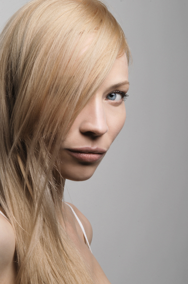 Schau mir in die Augen, Kleines.. Julia Zwetkova