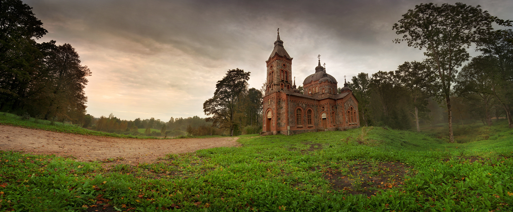 старая церковь пейзаж церковь небо nikon d800 16-35 4 singh-ray filter