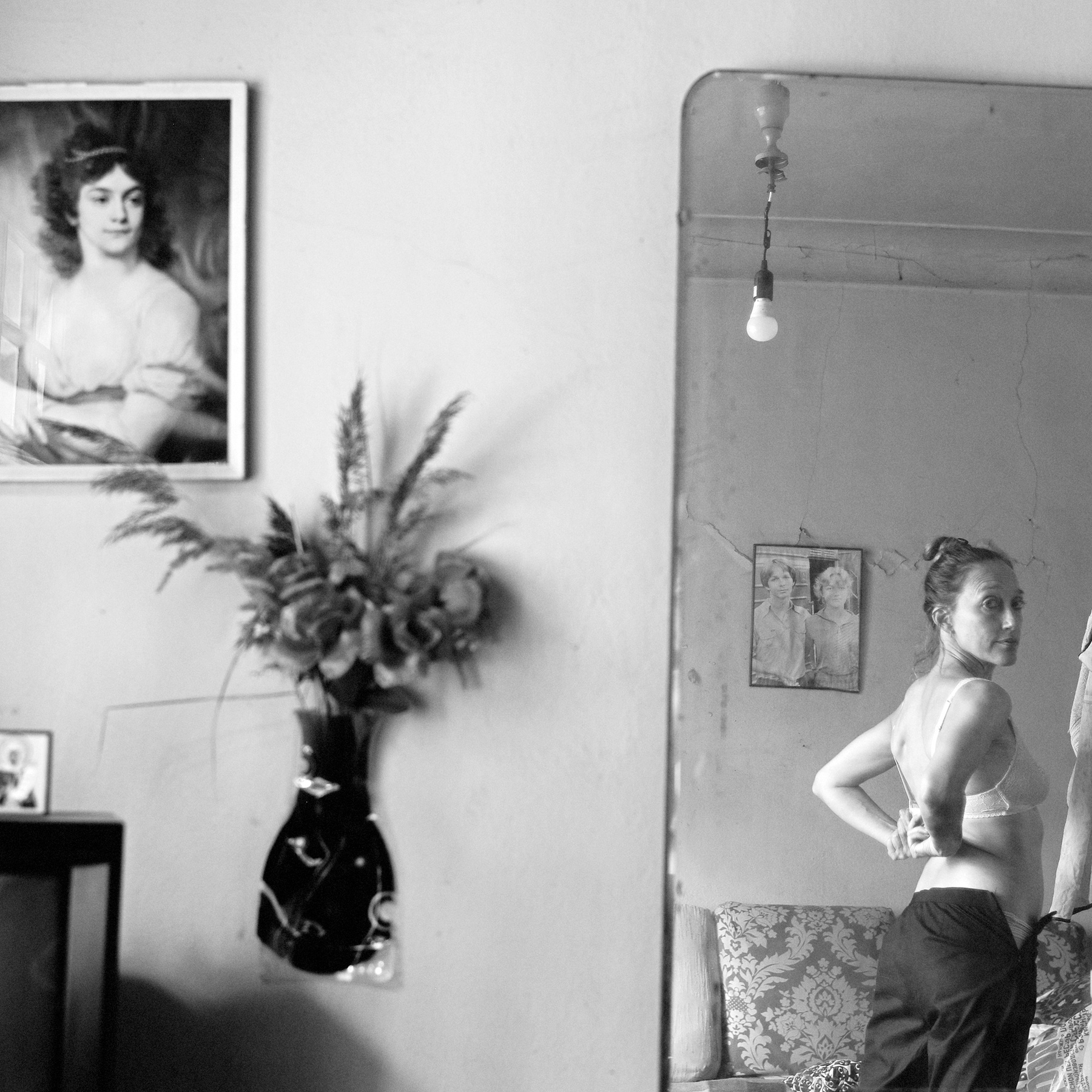 Автопортрет selfie reflection woman leica portrait