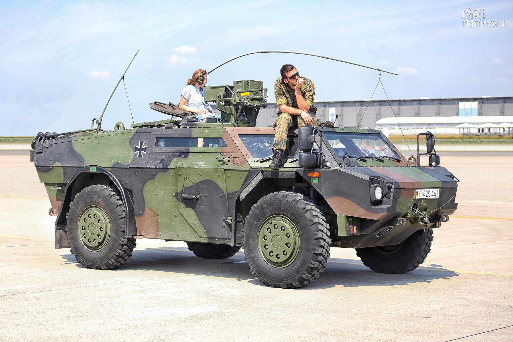 Krauss-Maffei Wegmann (KMW) Fennek JFST (Joint Fire Support Team) Heer der Bundeswehr; Forward Air Controller (FAC) KMW Fennek JFST Bundeswehr Heer