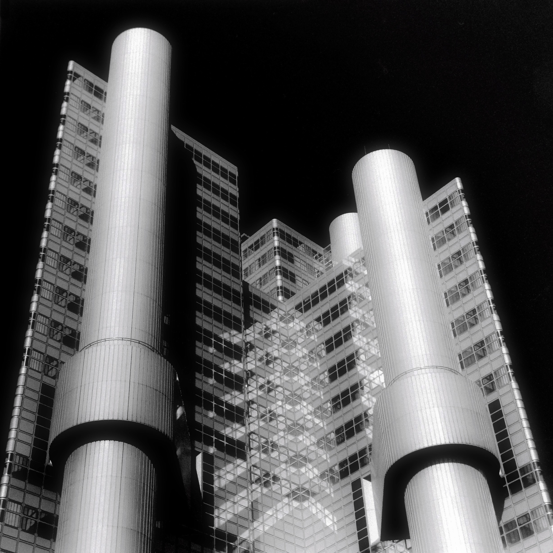 "И в белых туманах скроются чёрные города..." Agfa Isolette II AGFA Apotar 1 4.5 85 LIFA 0-2 30 Fomapan 100 Classic 120 FX-39-II 19 14 min