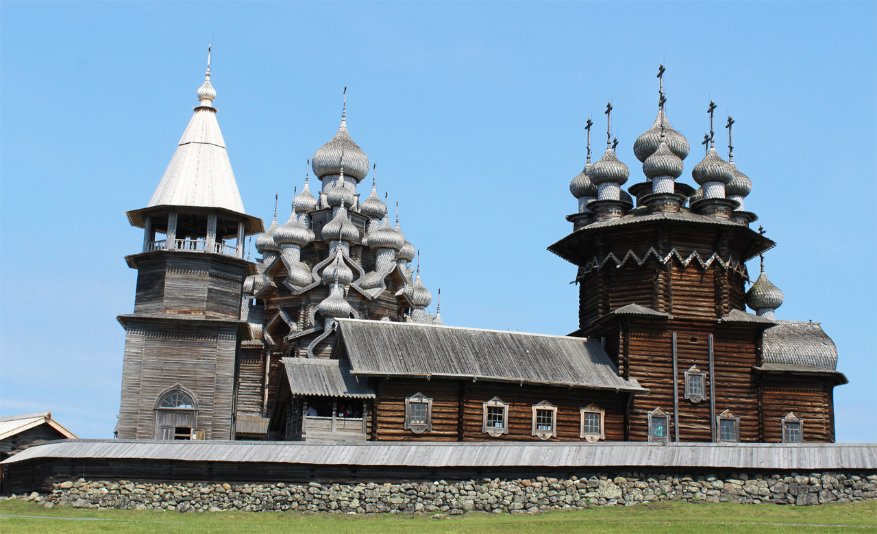 Преображенская церковь на острове Кижи 