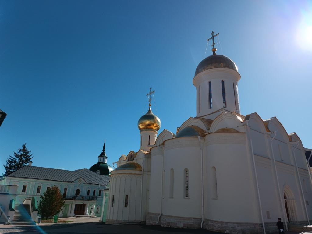 Сергиев Посад. Свято-Троицкая Сергиева лавра. Троицкий собор. Сергиев Посад Свято-Троицкая Сергиева лавра Троицкий собор
