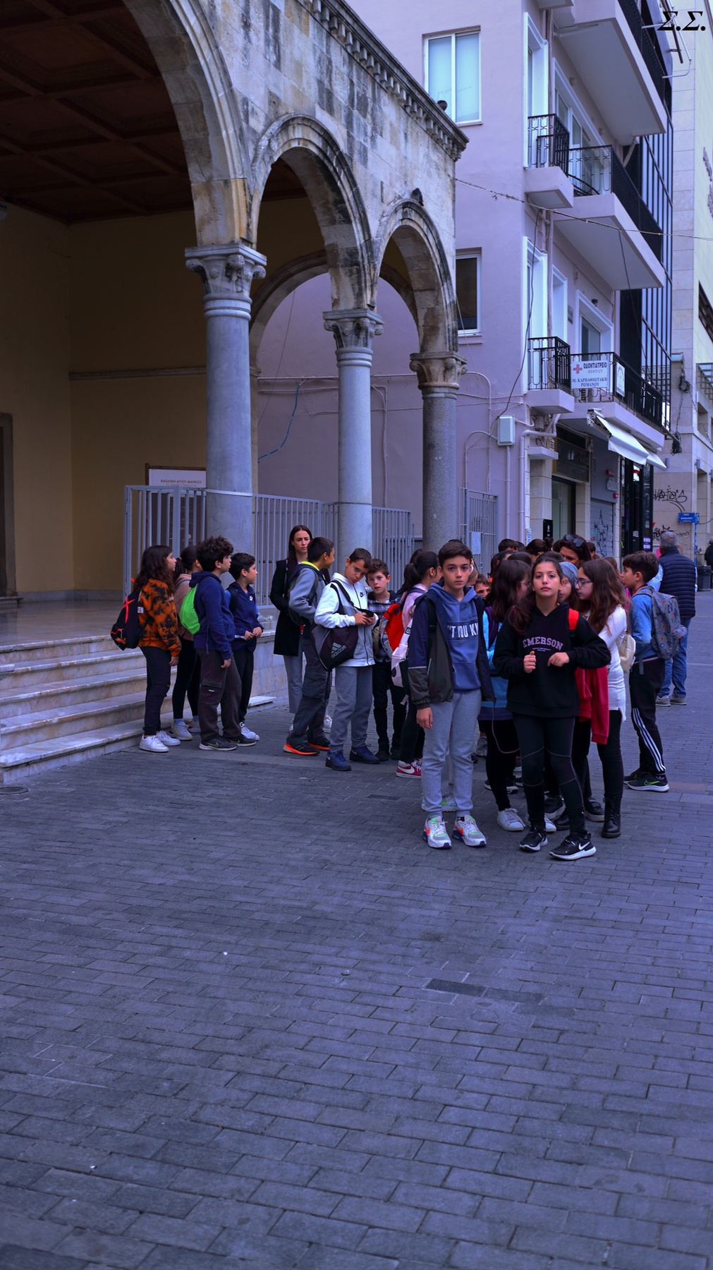 PUPILS IN LINE 
