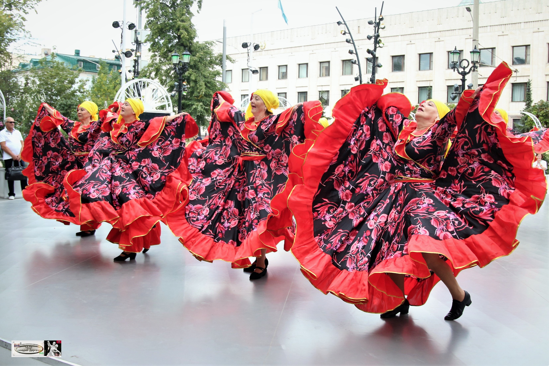 Яркость цыганской пляски пляска цыганская