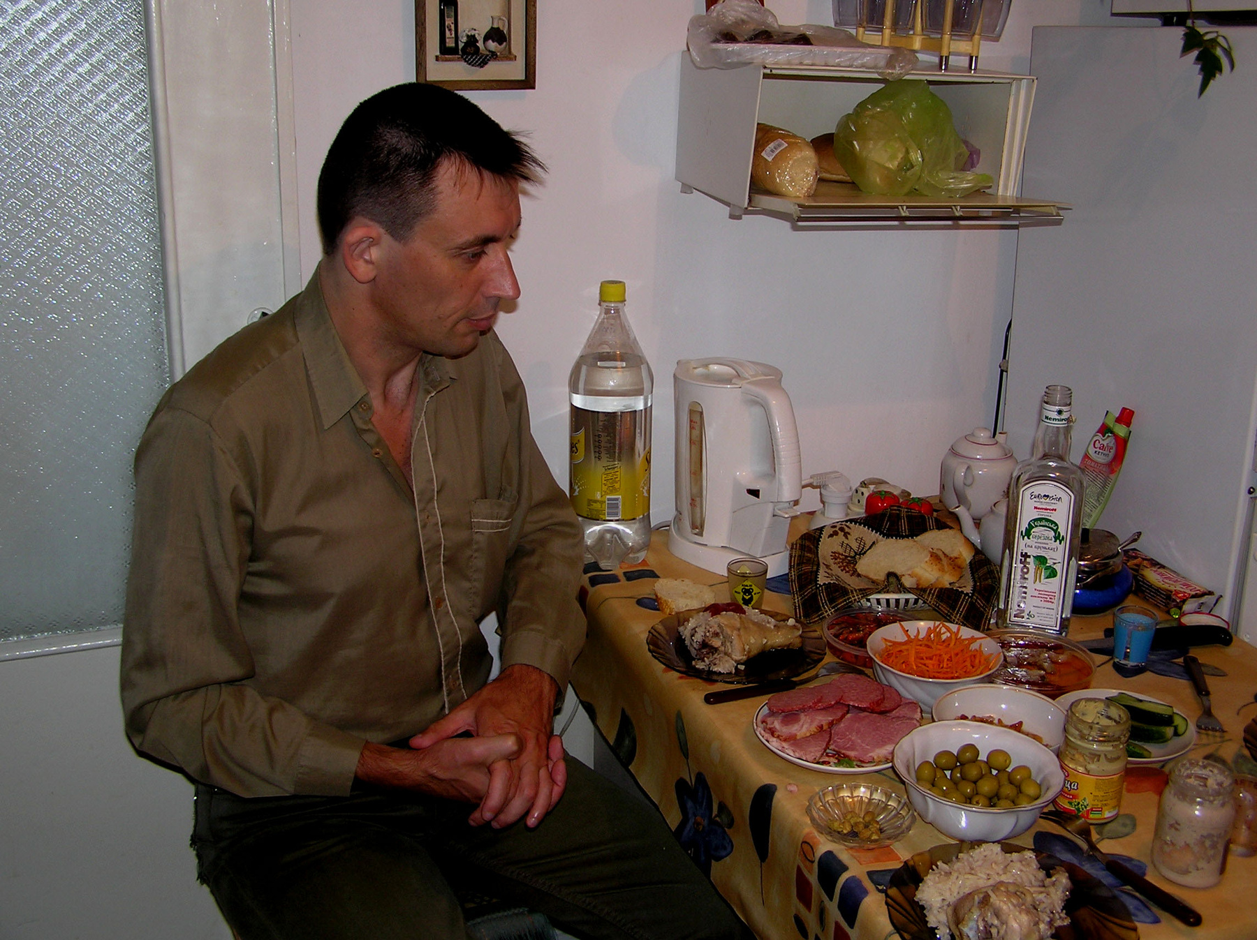 чем бы закусить 