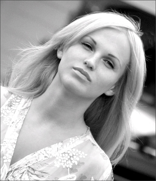 Елена Елена
