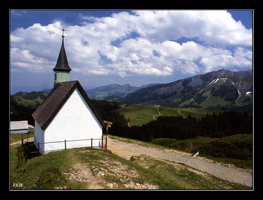 Аппенцельские будни церковь аппенцель кронберг швейцария switzerland