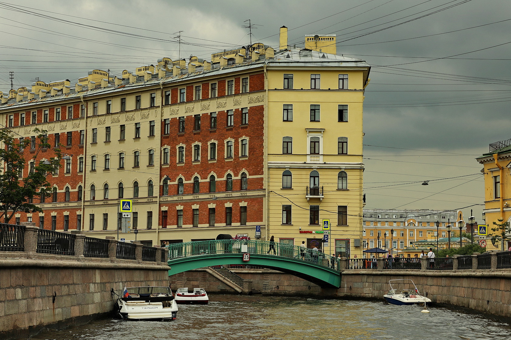 Санкт-Петербург  (43) 