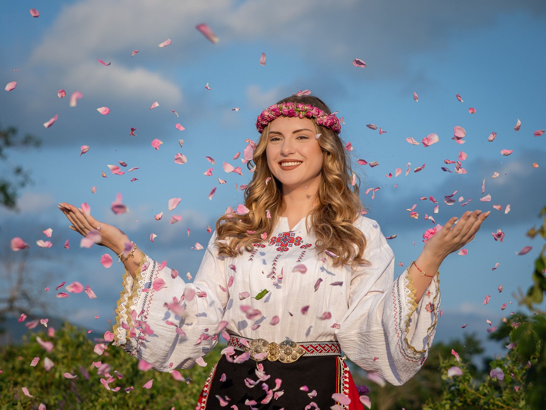 Мэри среди роз 