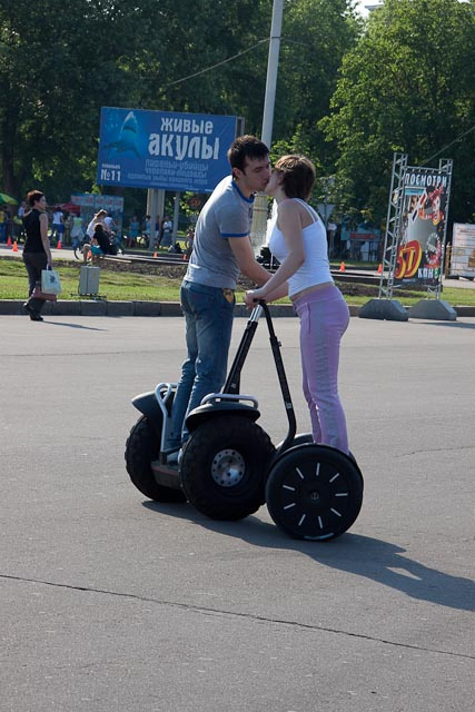 последний поцелуй и едем 