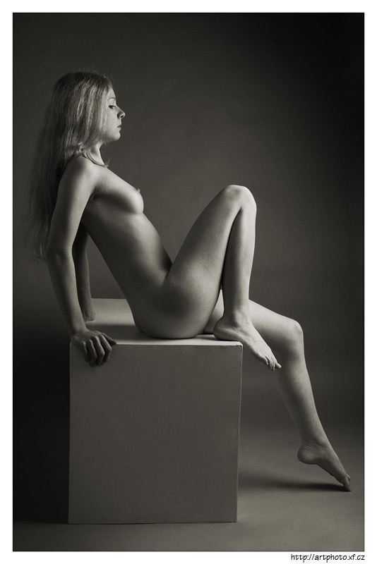 Sitting girl 