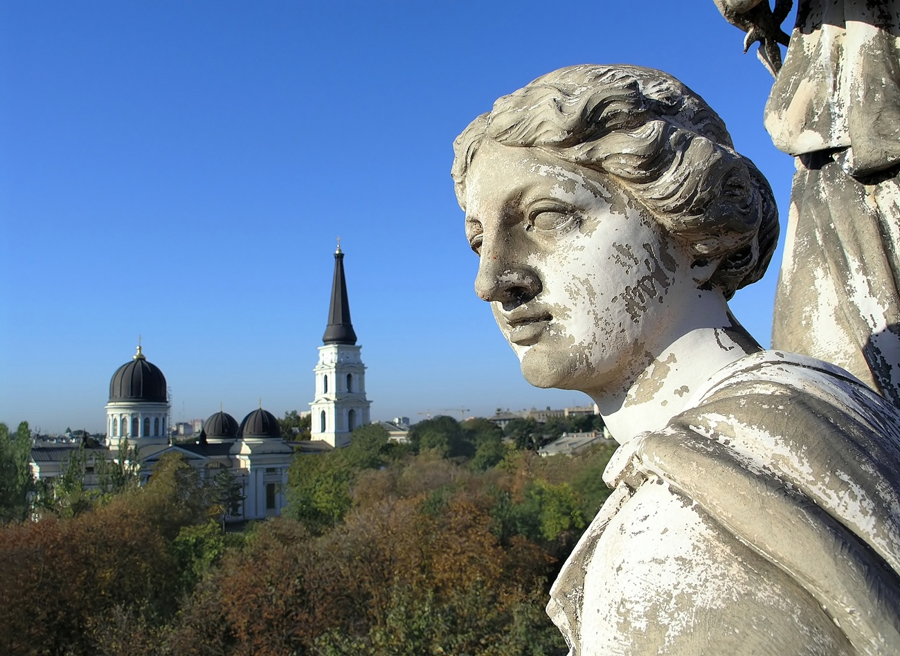Дом Либмана. Одесса. Одесса Украина дом Либмана крыша скульптура Спасо-Преображенский собор roof roofing Odessa Ukraine urban exploration