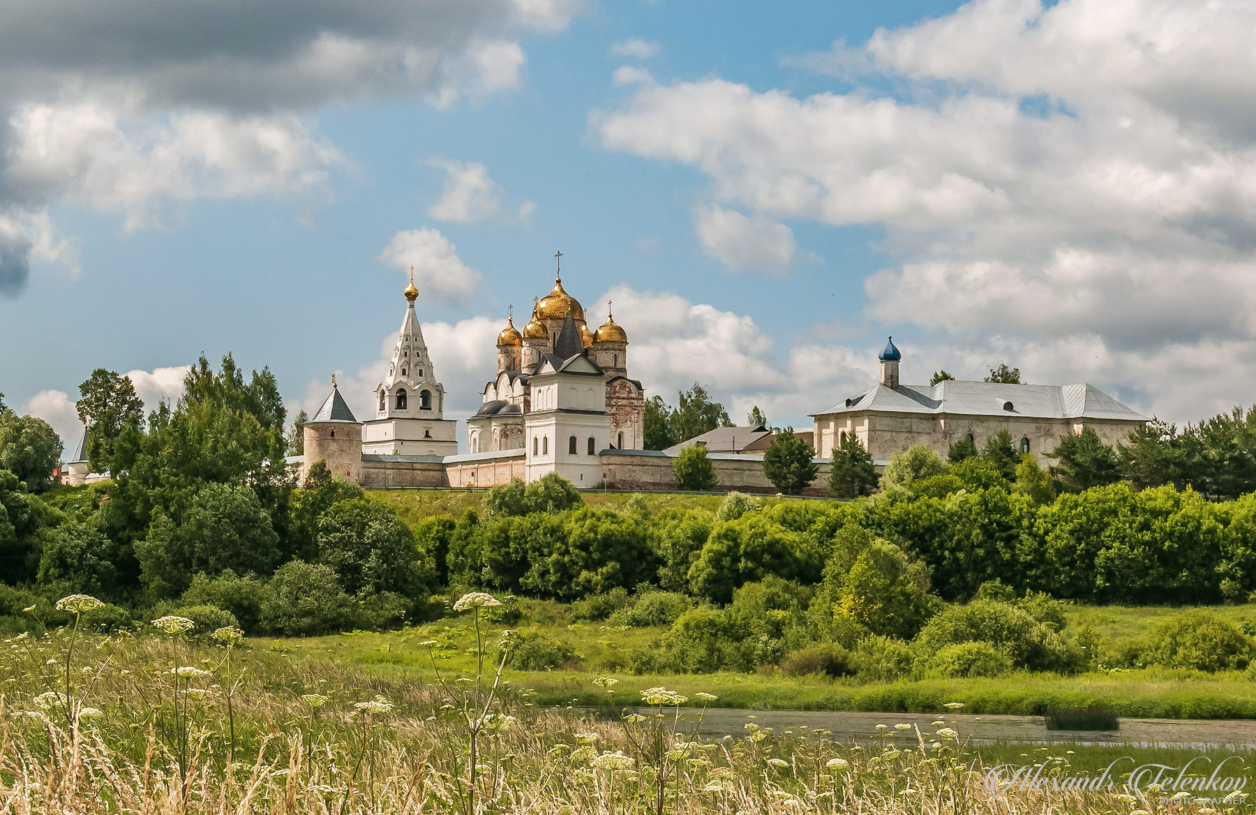 Можайск. Лужецкий Ферапонтов мужской монастырь. путешествия архитектура храмы церкви монастыри