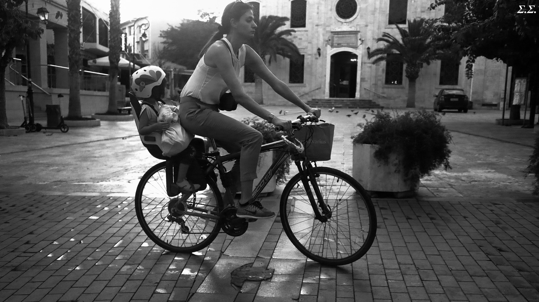 MORNING RIDE TO KINDERGARDEN 