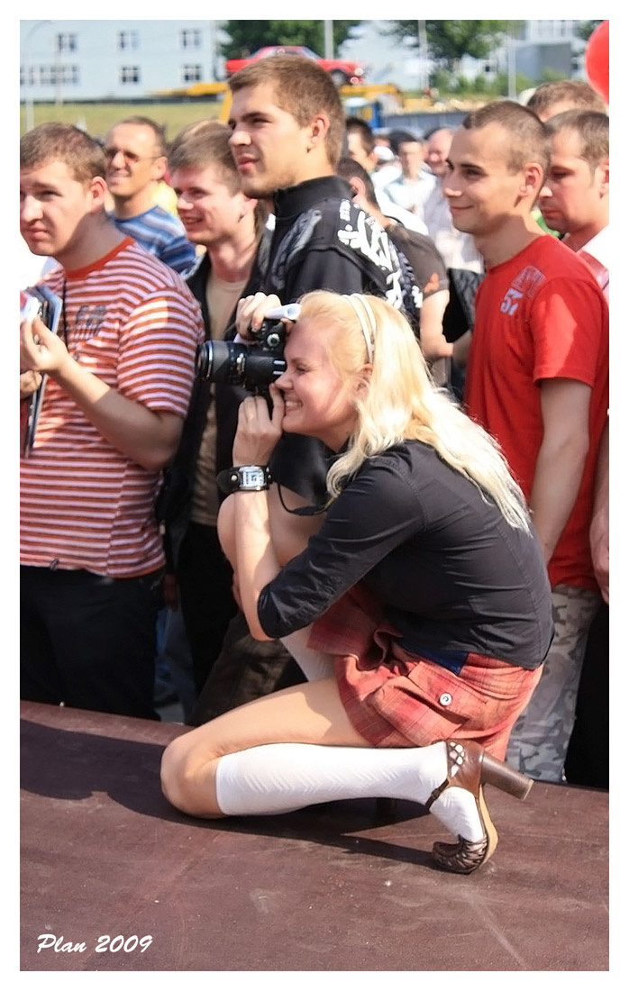 Фотографиня в процесі 