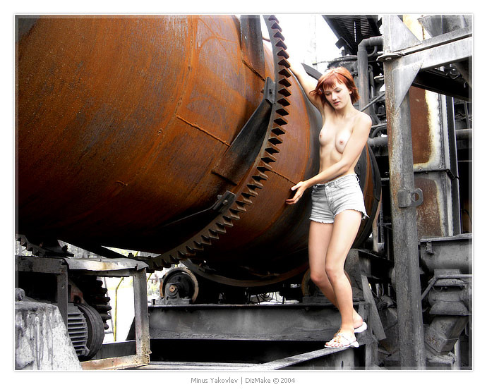 Industrial Girl #2 девушка трубы индастриал infustrial