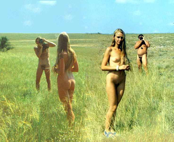 дорогая улыбнись 2 девушка и 2 фотографа